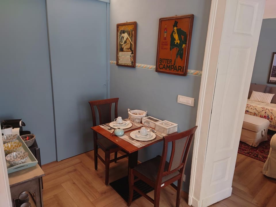 Coffee/tea facilities, Breakfast, Italian breakfast