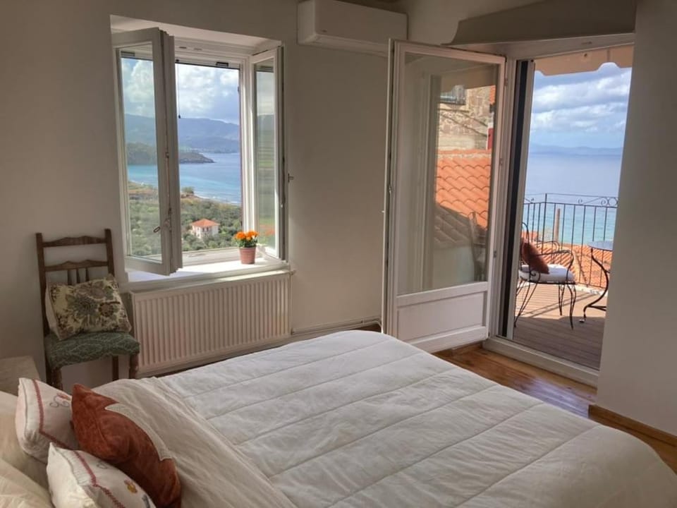 Bedroom, Sea view