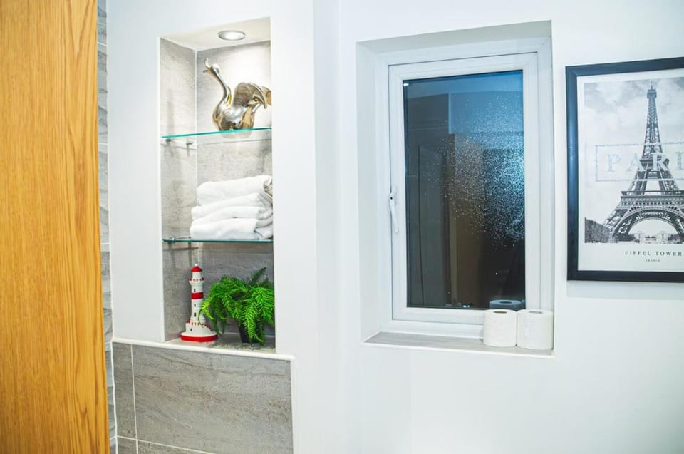 Entire Home in Manchester Apartment in Salford
