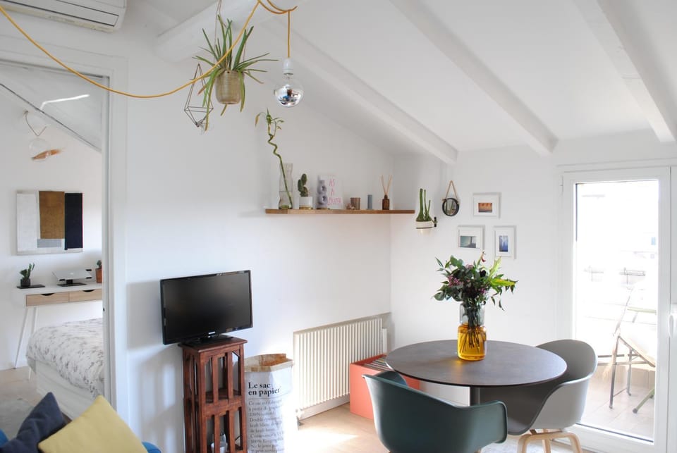 Sunlit loft in the heart of Chinatown Apartment in Milan