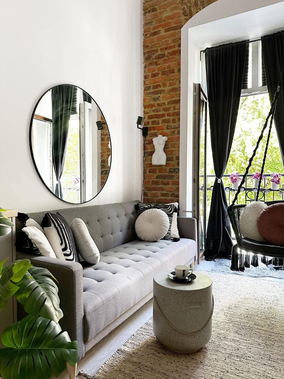 Apartamenty Rewolucji Apartment in Masovian Voivodeship