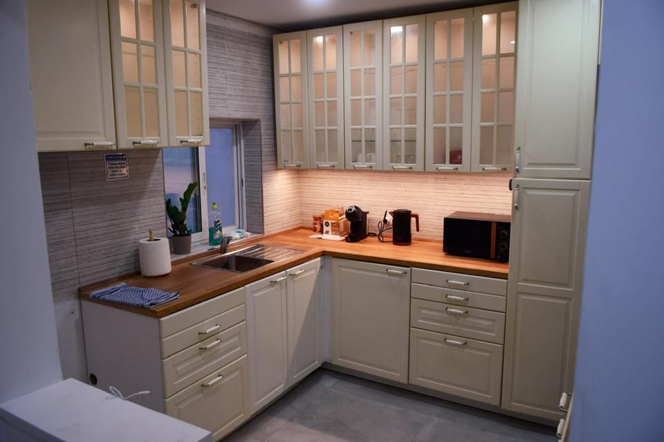 Coffee/tea facilities, Kitchen or kitchenette