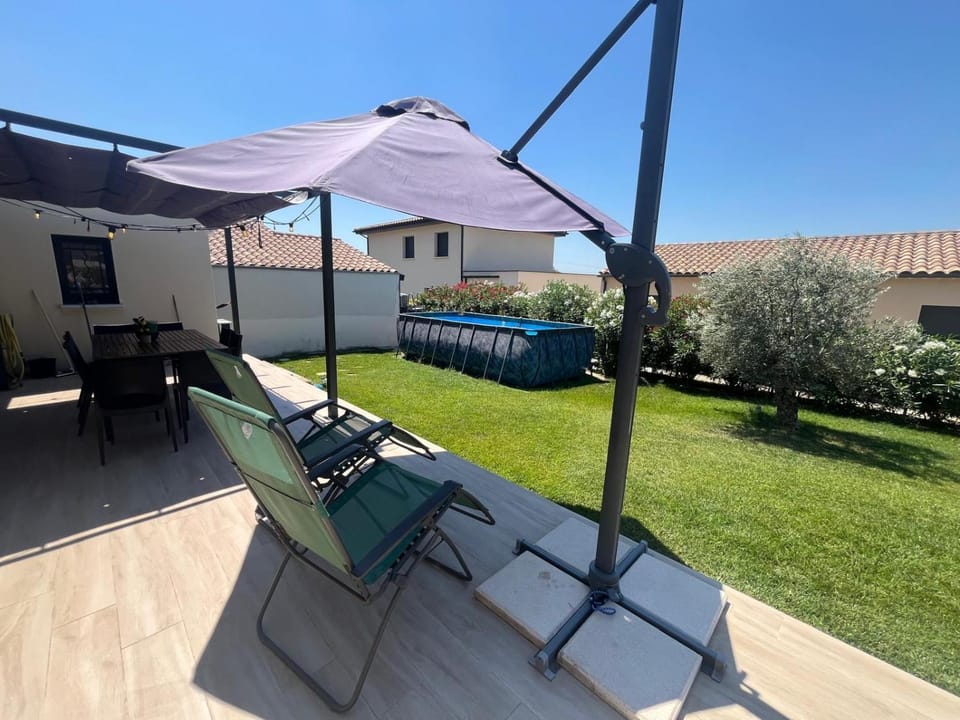Patio, Spring, Day, Garden, Balcony/Terrace, Garden view, Pool view, Swimming pool, sunbed