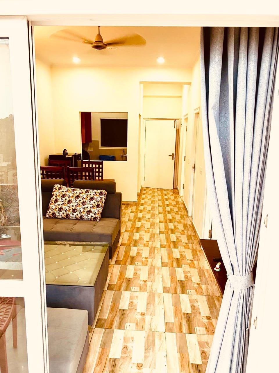 Nainital premium Luxury 2BHK in clarks, Kaichidham Apartment in Uttarakhand