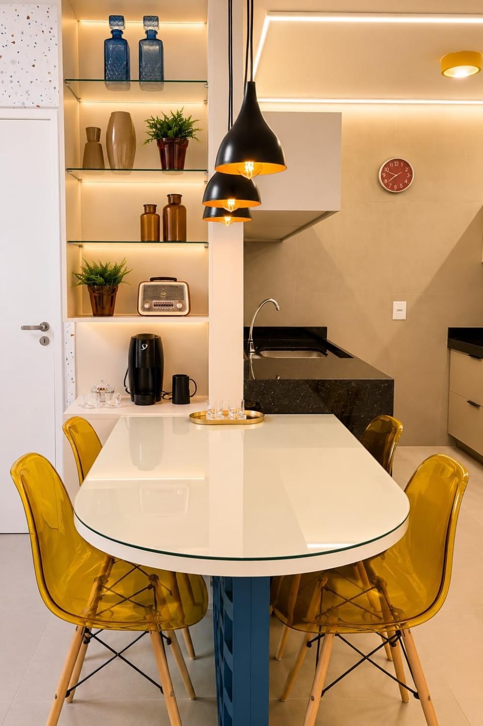 Lindo Apartamento com Vibe Retro Chique Colorido Apartment in Recife
