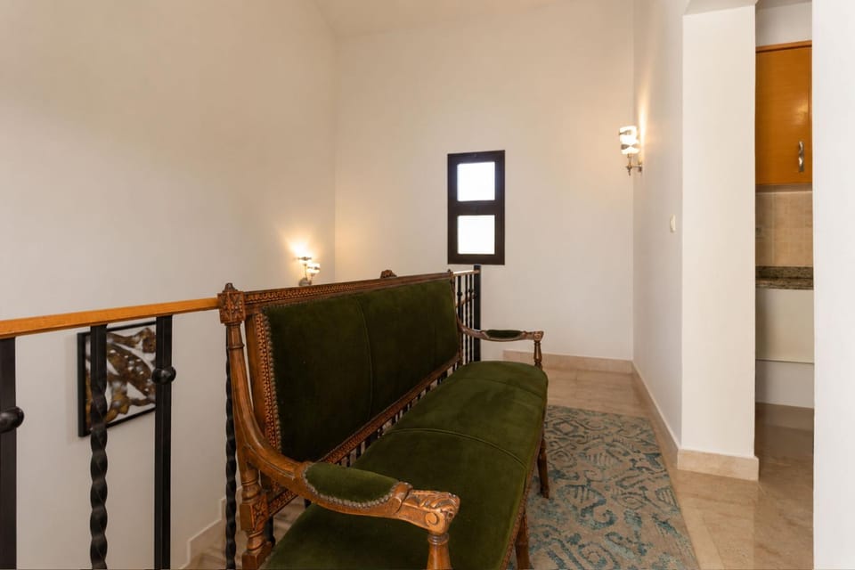 Spacious 4BR in Verona Family Getaway House in Egypt