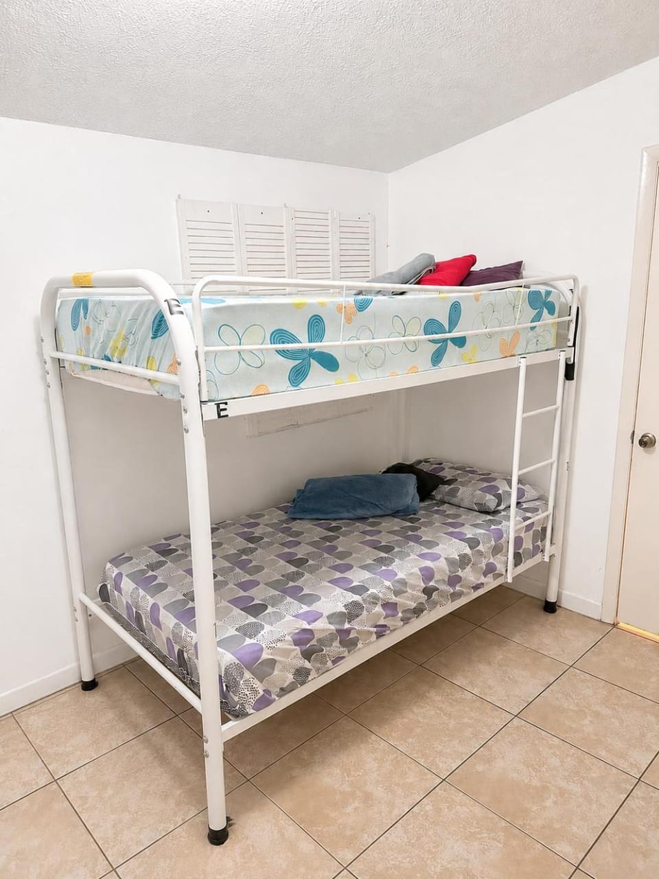 bunk bed