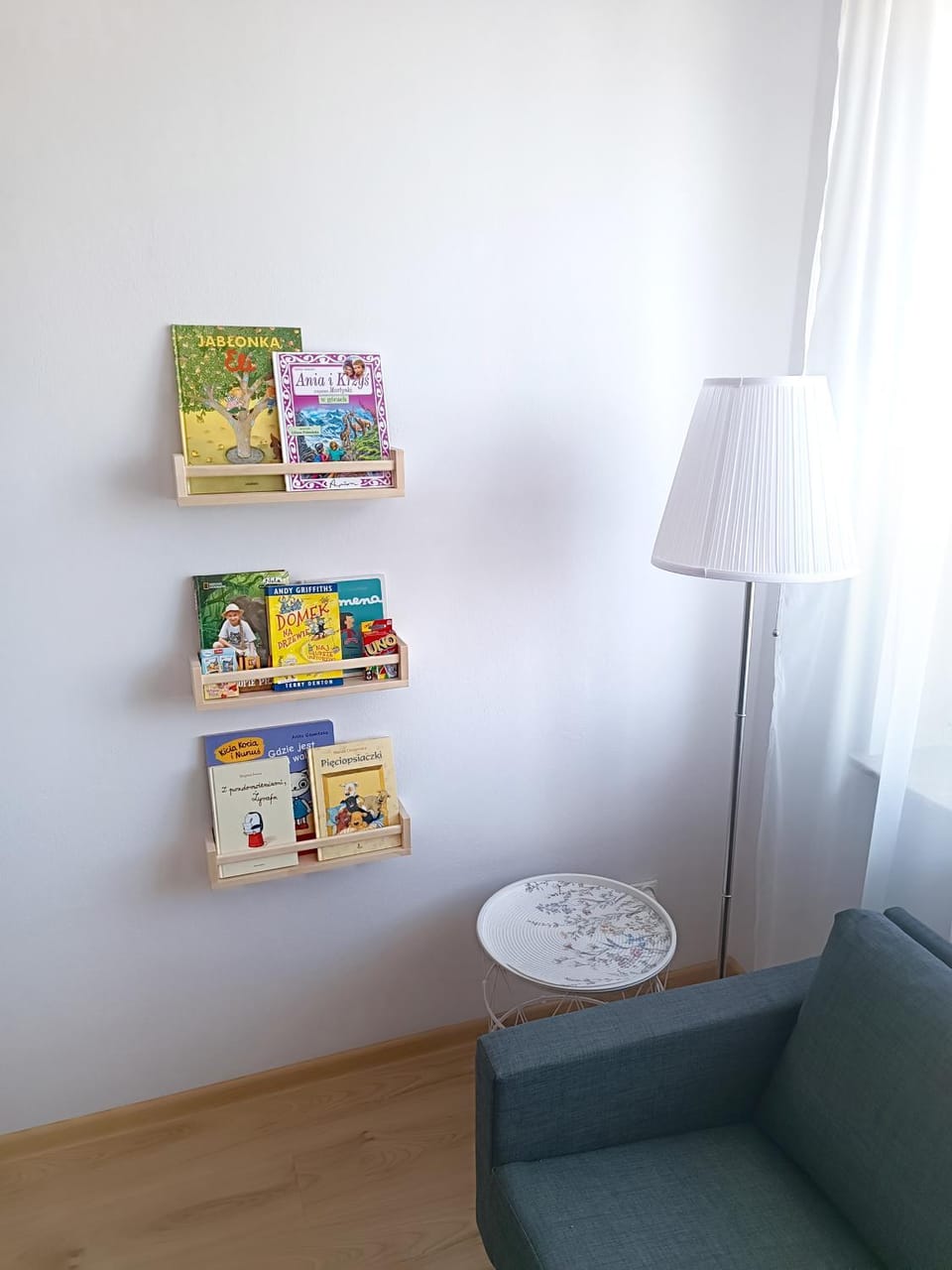 Library, Seating area