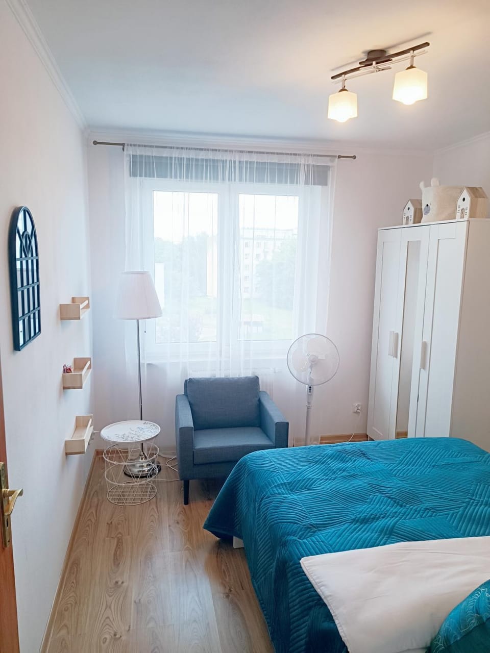 Bed, Photo of the whole room, Bedroom