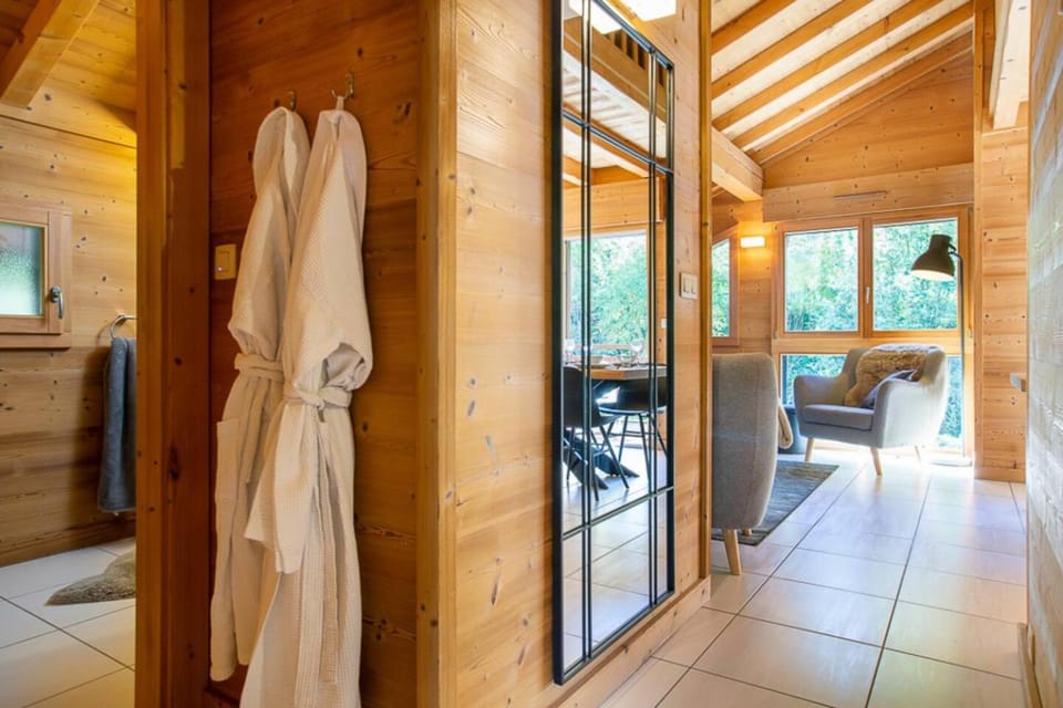 Apt Waterside More Mountain Central Morzine Apartment in Morzine