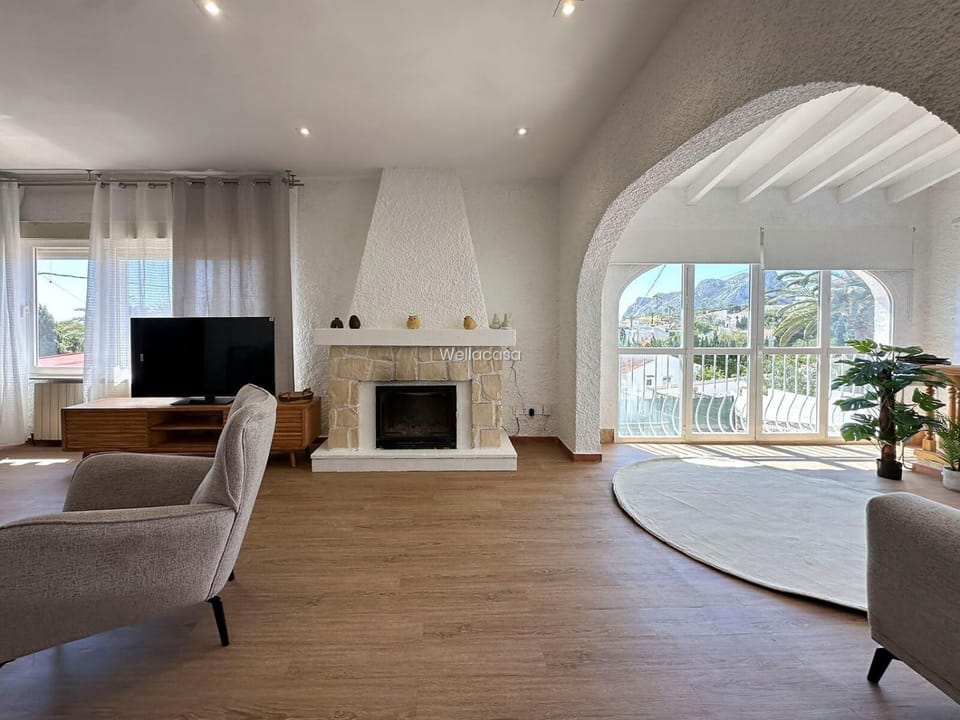 Villa Peñón View Chalet in Calp