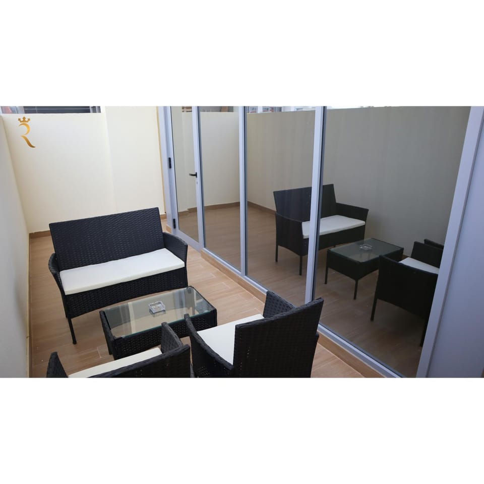 Balcony/Terrace, Balcony/Terrace