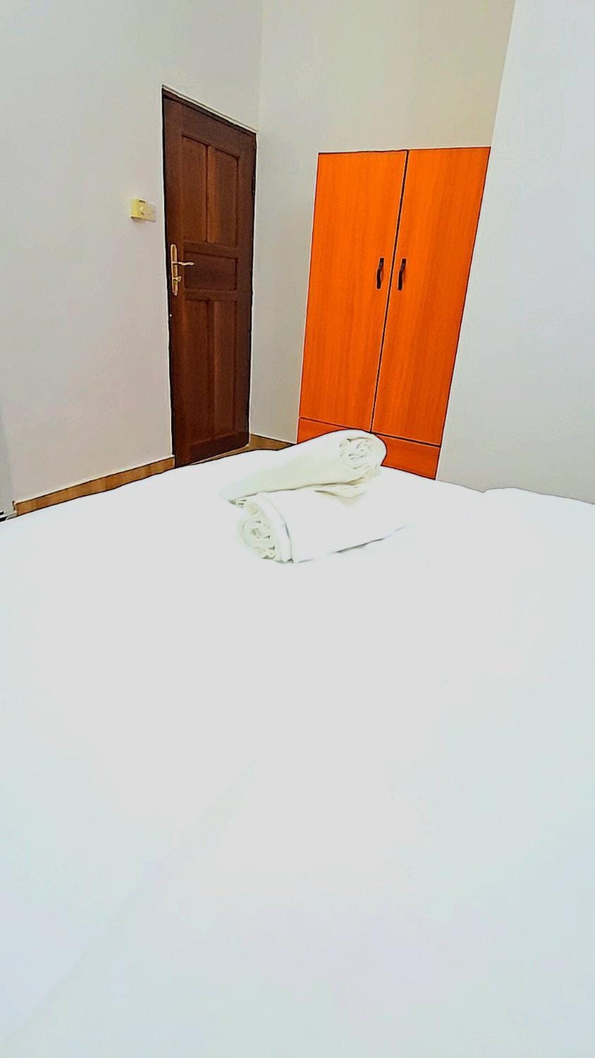 Molli Homes - Royale Modern 2BR Retreat in Mikocheni Apartment in City of Dar es Salaam