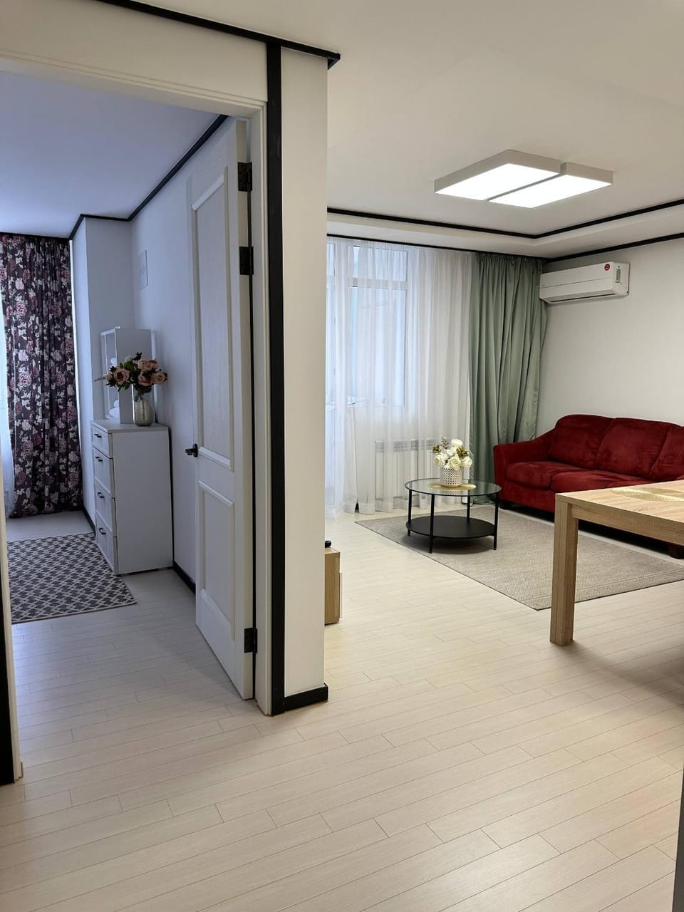 Photo of the whole room