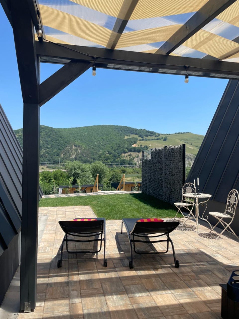 Seating area, Swimming pool, sunbed, air conditioner