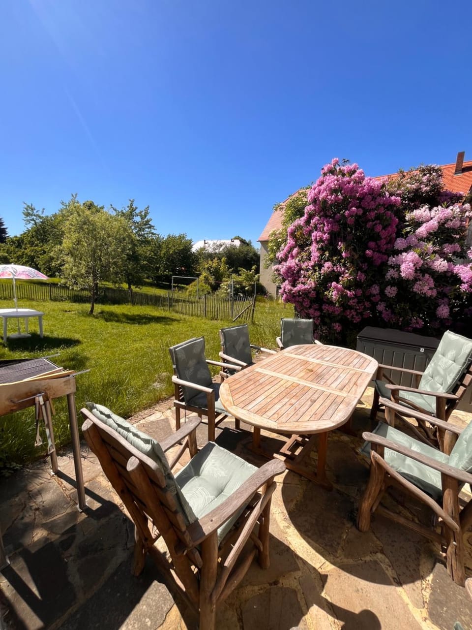 Garden, Seating area