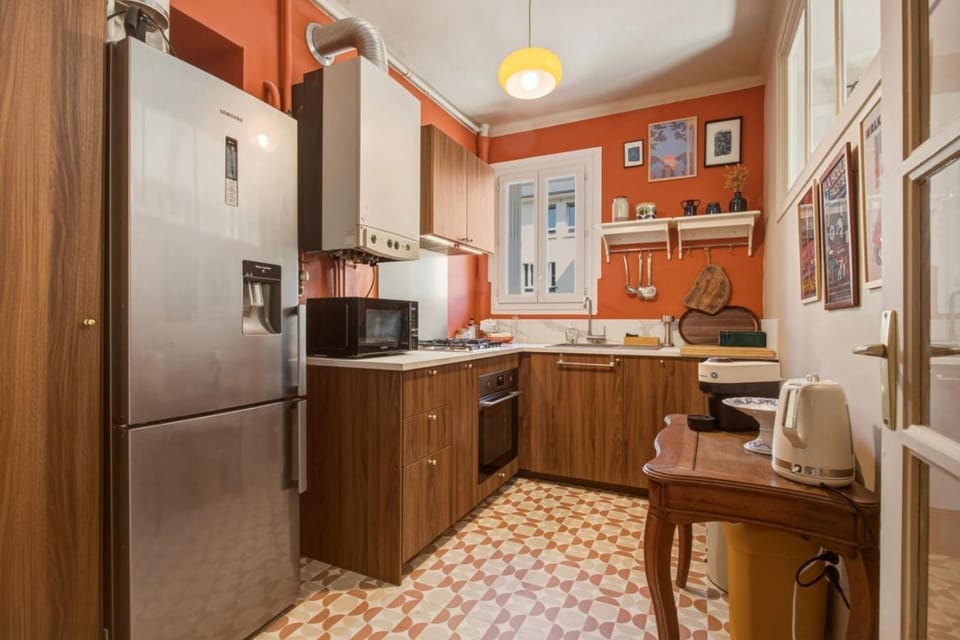 Kitchen or kitchenette, Dining area, dishwasher, stove
