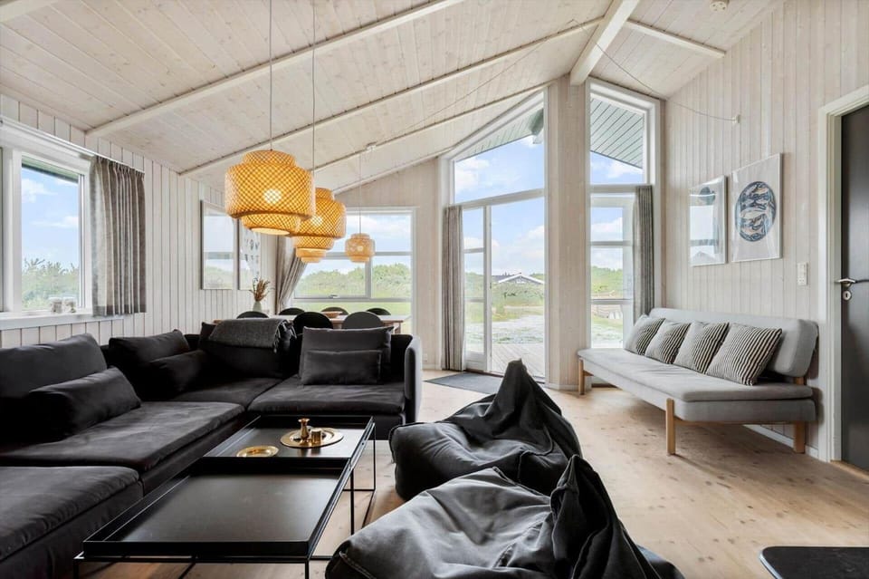 LN2069-Tornby-Klitageren-18 House in Hirtshals