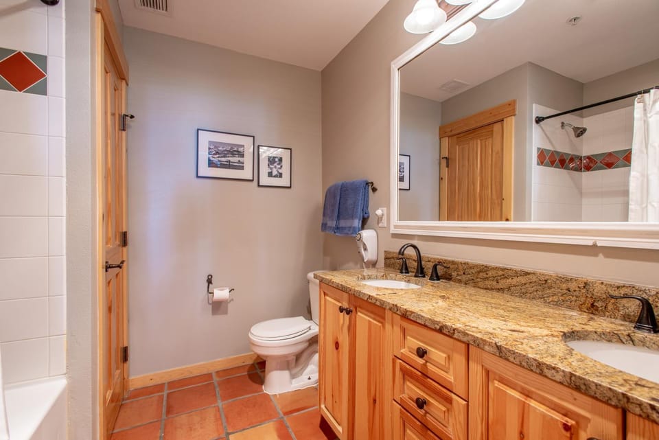 Taylor's Crossing 309 House in Summit County