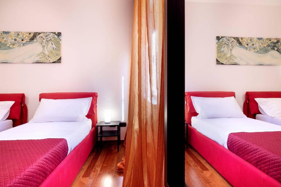 Bed, Bedroom