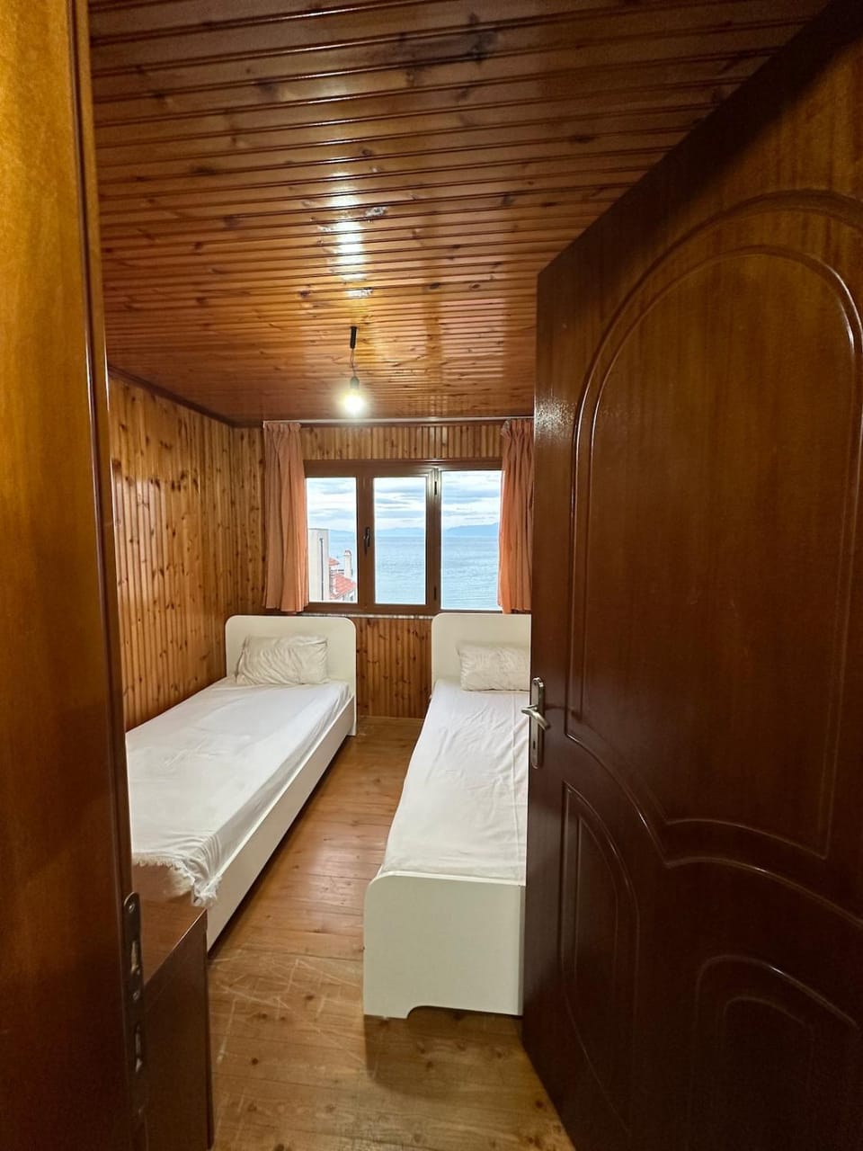Rooftop Pogradec Apartment in North Macedonia