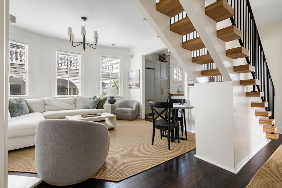 The Gardenia House Sleeps 20 Multi-Unit Rental House in Charleston