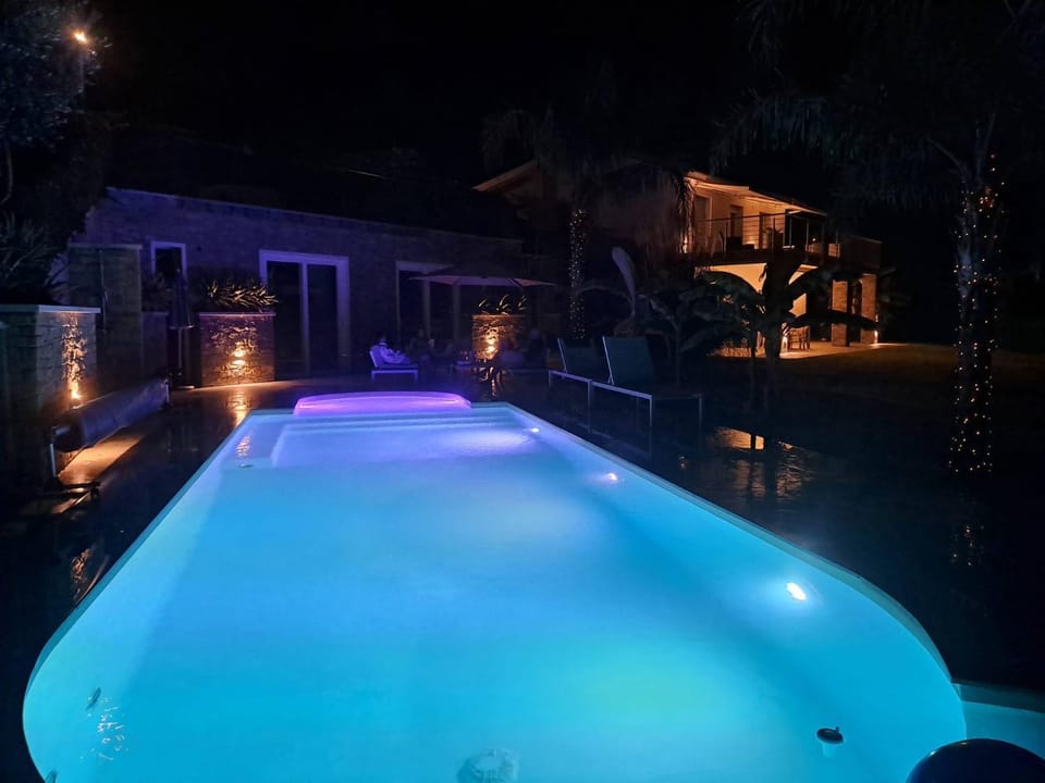 Night, Swimming pool