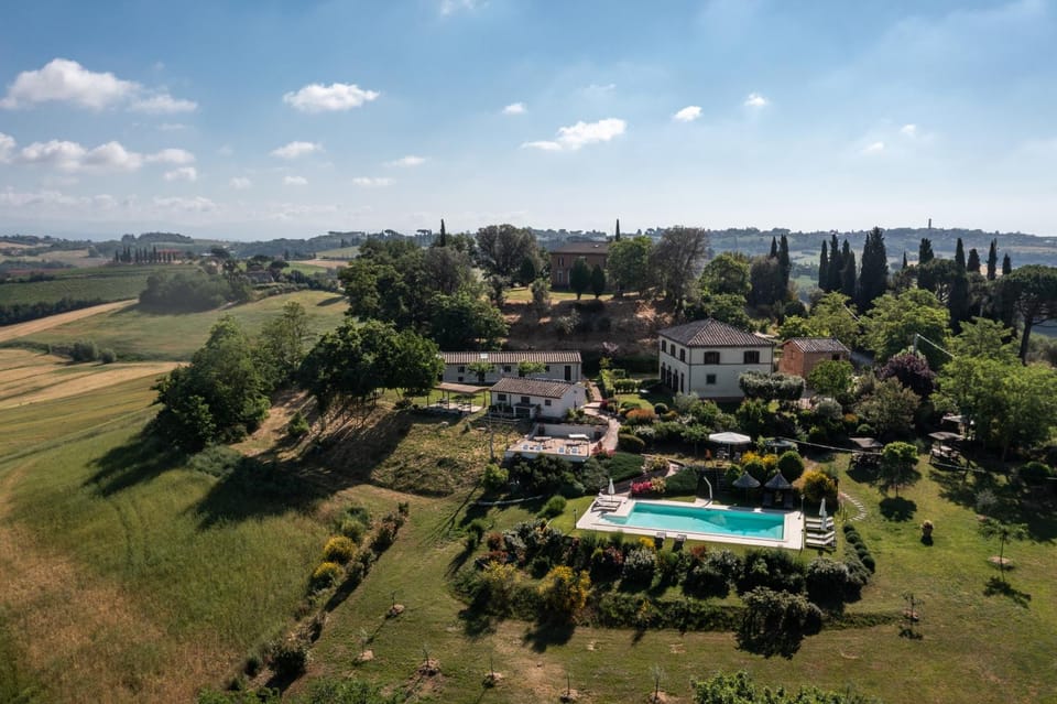Property building, Natural landscape, Bird's eye view, Swimming pool