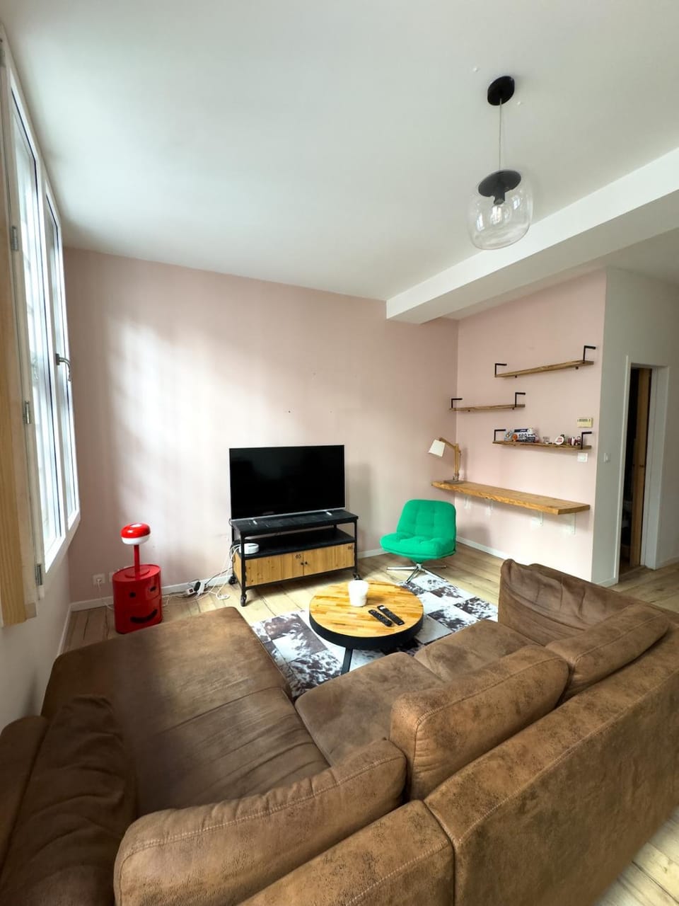 Communal lounge/ TV room, TV and multimedia, Living room