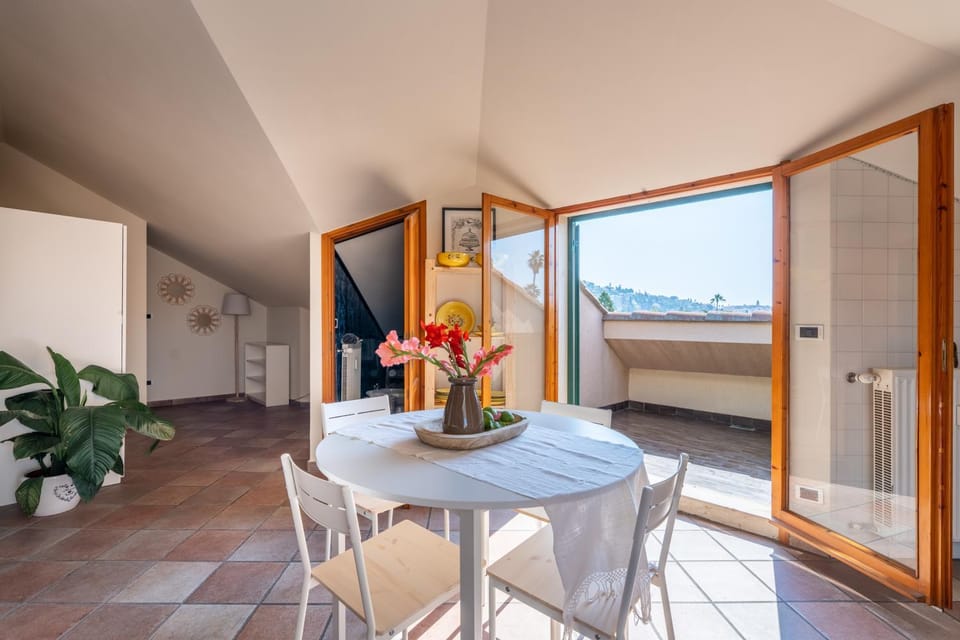 Maison Blanche Apartment in Bordighera