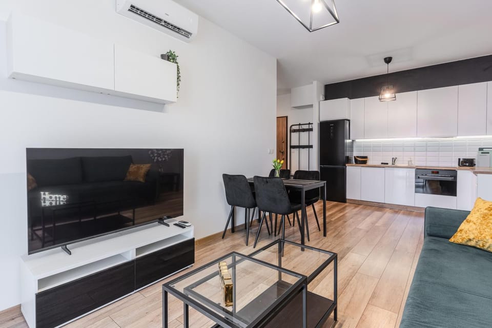 TV and multimedia, Kitchen or kitchenette, Living room, Seating area, Dining area, Evening entertainment, oven