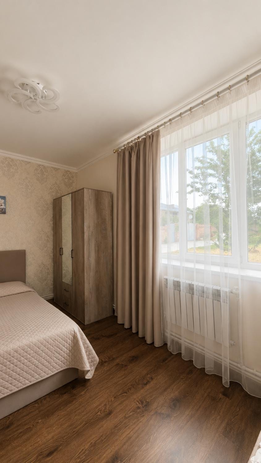 Guesthouse In Hrazdan House in Armenia