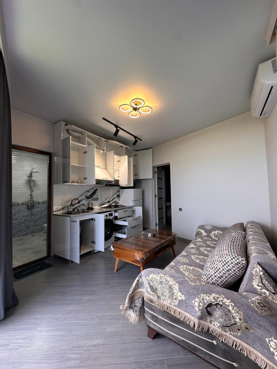 Golden Horizon Apartment in Adjara, Georgia