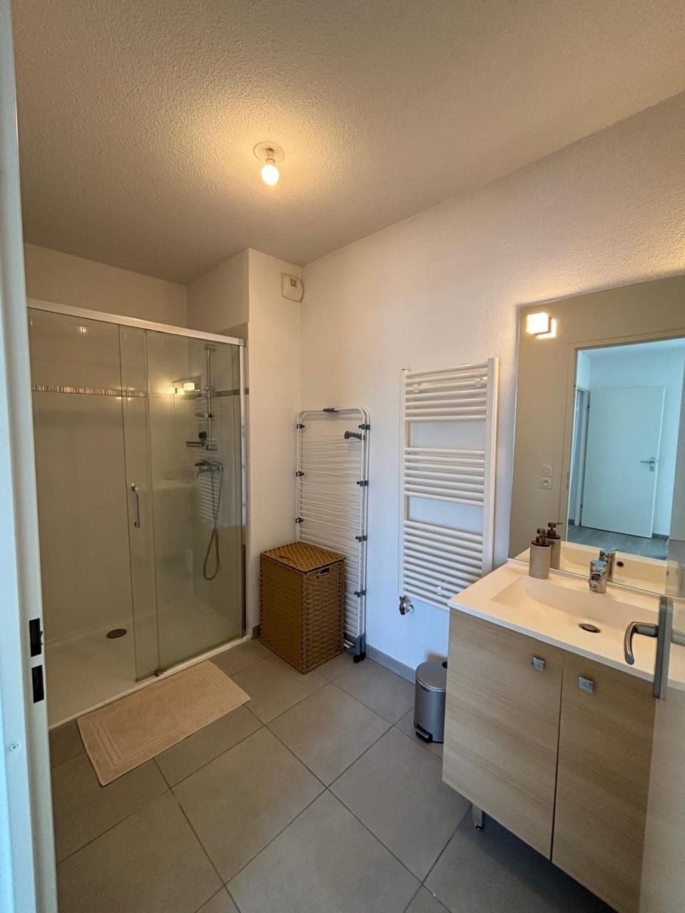 Cozy appartement in Bègles - 2 à 4 personnes Apartment in Nouvelle-Aquitaine