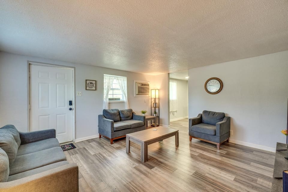 6 Mi to Dtwn: Family-Friendly Knoxville Apartment Apartment in Knoxville