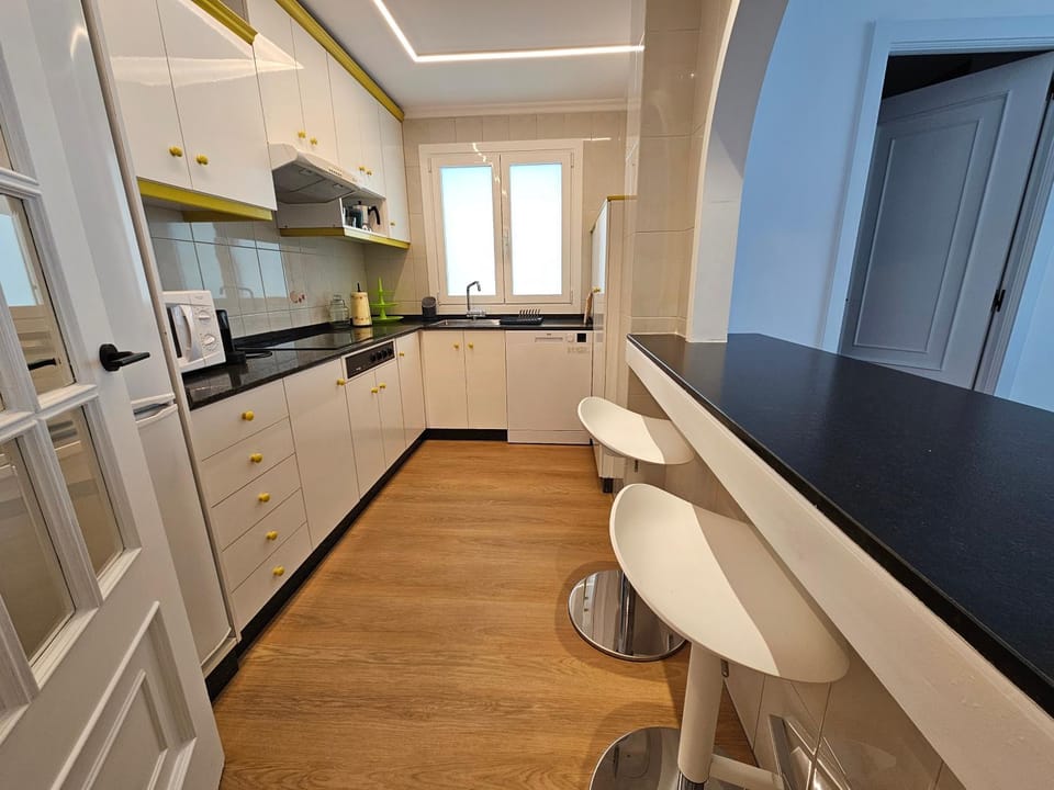 Apartamento reformado con vistas espectaculares a 150 de Silgar Apartment in Sanxenxo