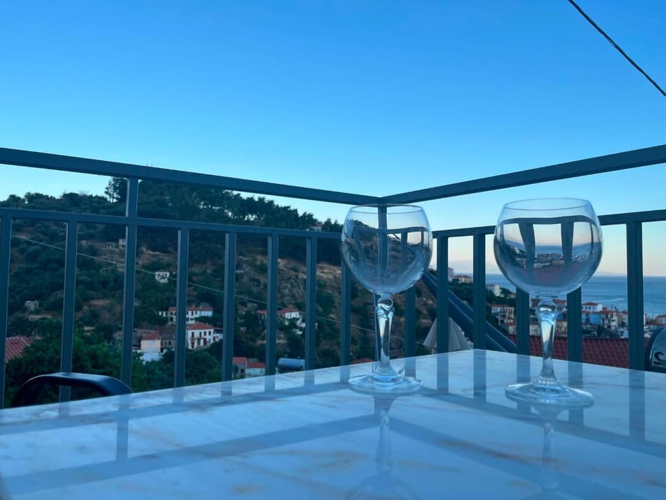 Aegean View House Plomari House in İzmir Province