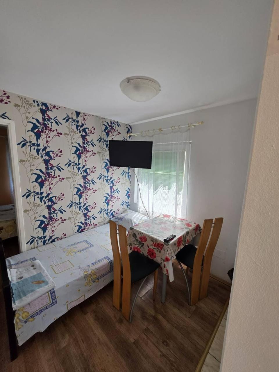 Deskom Zelena Vila Apartment in Serbia