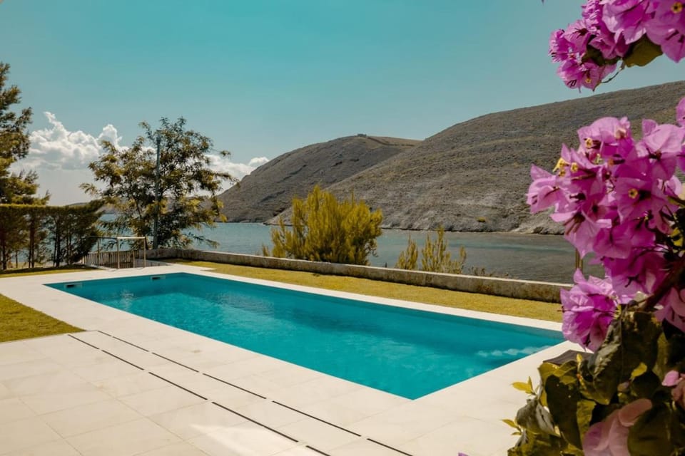 Villa Pupa - Luxury View, Sea and Private Pool Villa in Zadar County