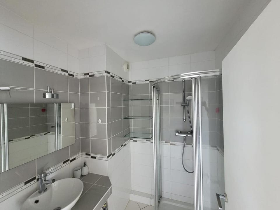 Appartement proche du centre ville Apartment in Saint-Herblain