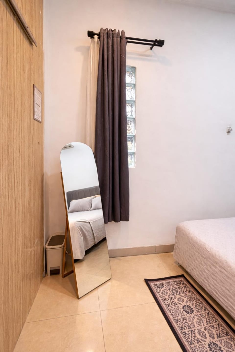 Cozy Stay Near Airport Private Bathroom Bed and Breakfast in Jakarta
