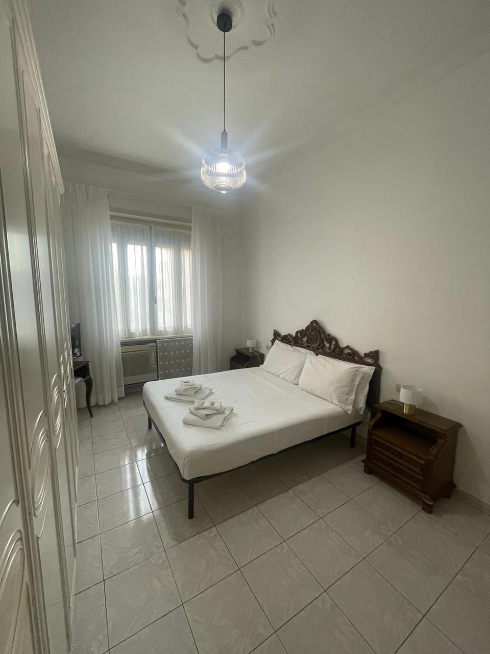 Vintage Roman Living in Flaminio Apartment in Rome