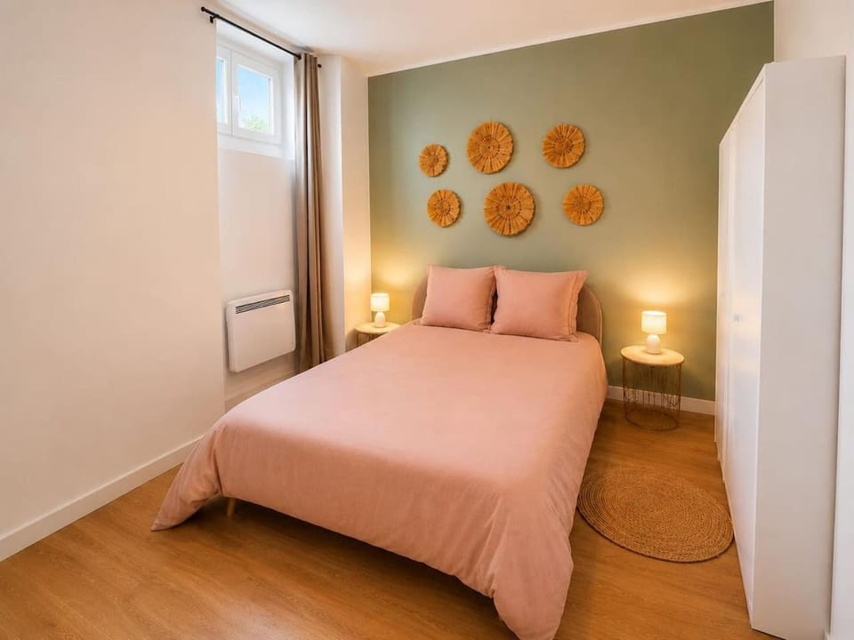 Télétravail Fibre 230 Mbs Tram Apartment in Nantes