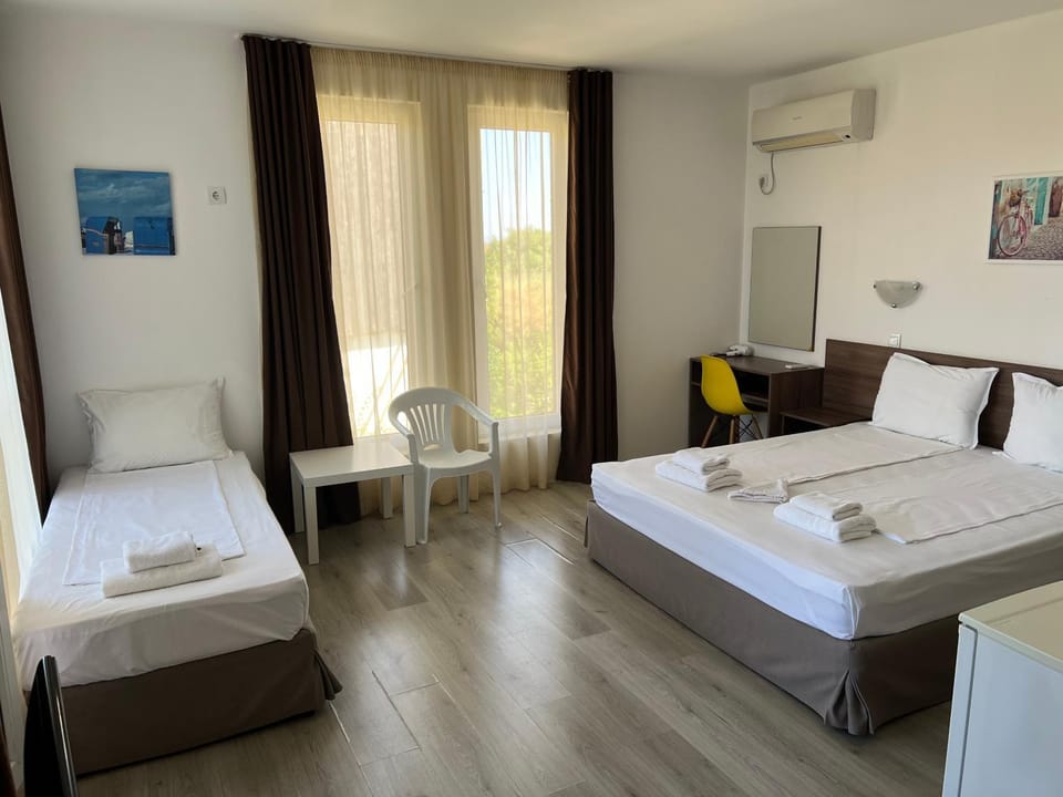 Family Hotel Dreams Hotel in Burgas Province