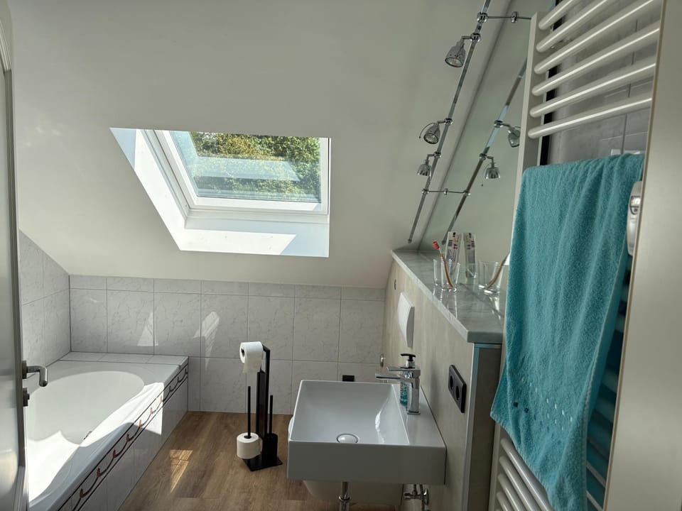 Bathroom, Bath