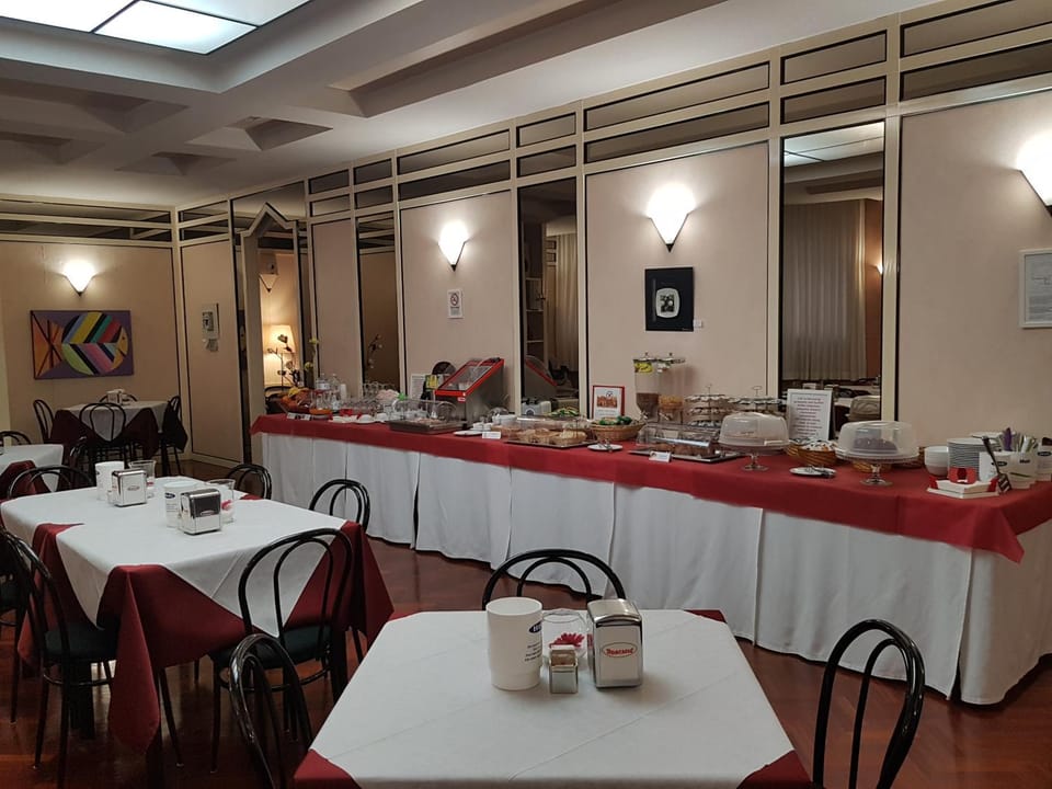 Hotel Nettuno Hotel in Porto San Giorgio