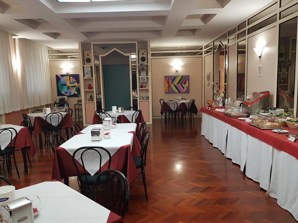 Hotel Nettuno Hotel in Porto San Giorgio