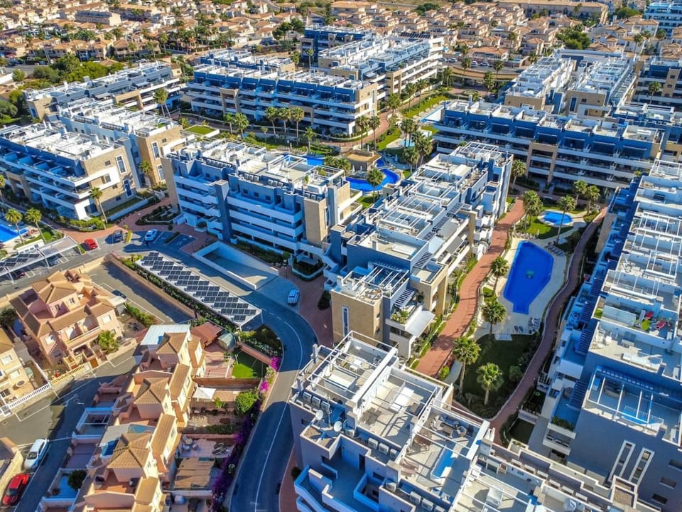 Flamenca Village Penthouse 4 Bedrooms 3 Bathrooms Apartment in Vega Baja del Segura