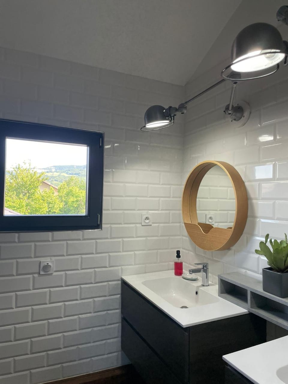 Belle maison piscine et vue roof top Villa in Chambery