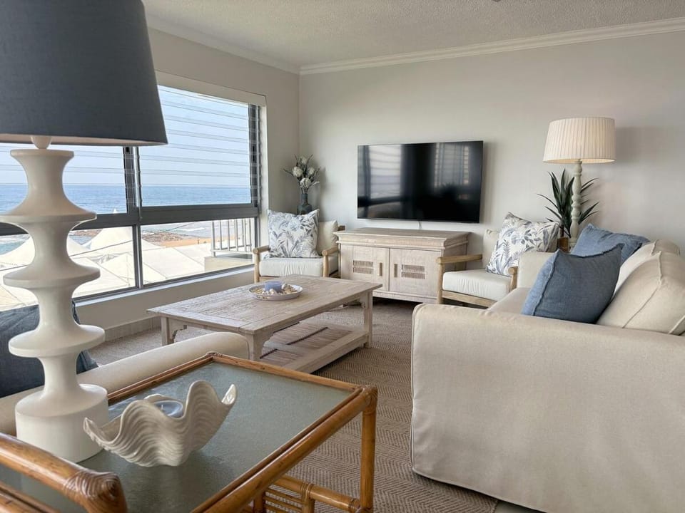 Beachfront Luxury Apartment at Kenwyn on Sea Apartment in Dolphin Coast
